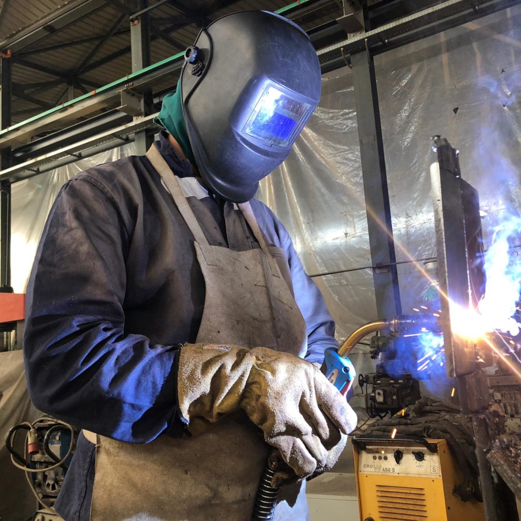 Continuous wire welding course