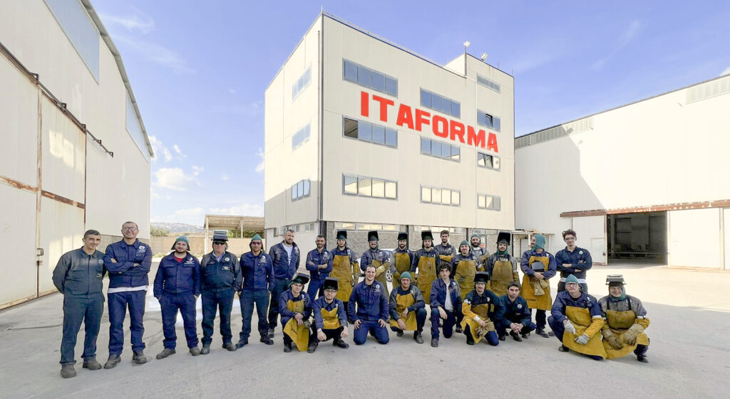 Corsi di saldatura ad Elettrodo, Filo Continuo, TIG. Corsi di Carpentiere, Tubista, Lettura Disegno Tecnico Meccanico. ITAFORMA - Corsi di Saldatura Metalmeccanica | Scuola Saldatura Vibo Valentia - Corso Saldatore con Patentino 1 ITAFORMA - Corsi di Saldatura Metalmeccanica | Scuola Saldatura Vibo Valentia corso Saldatore patentino saldatura Vibo Valentia Itaforma 6 | Scuola ItaForma | Corso Saldatura